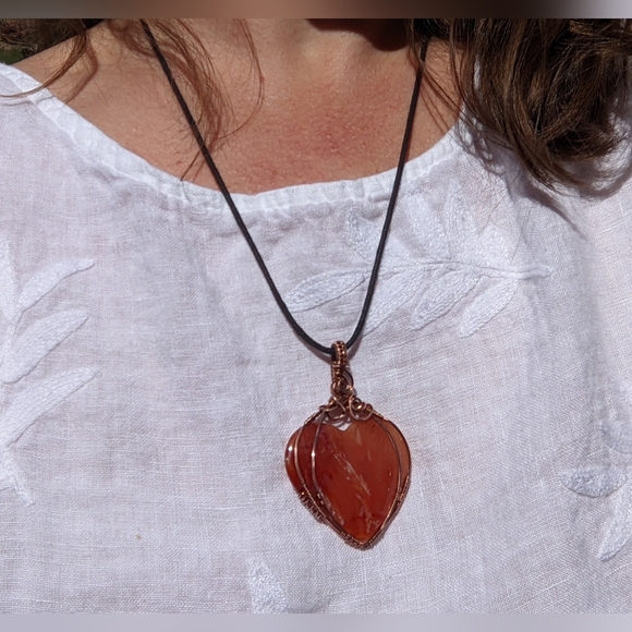 Hand Crafted Carnelian Heart Pendant Statement Necklace Copper Wire Wrap - Picture 4 of 14